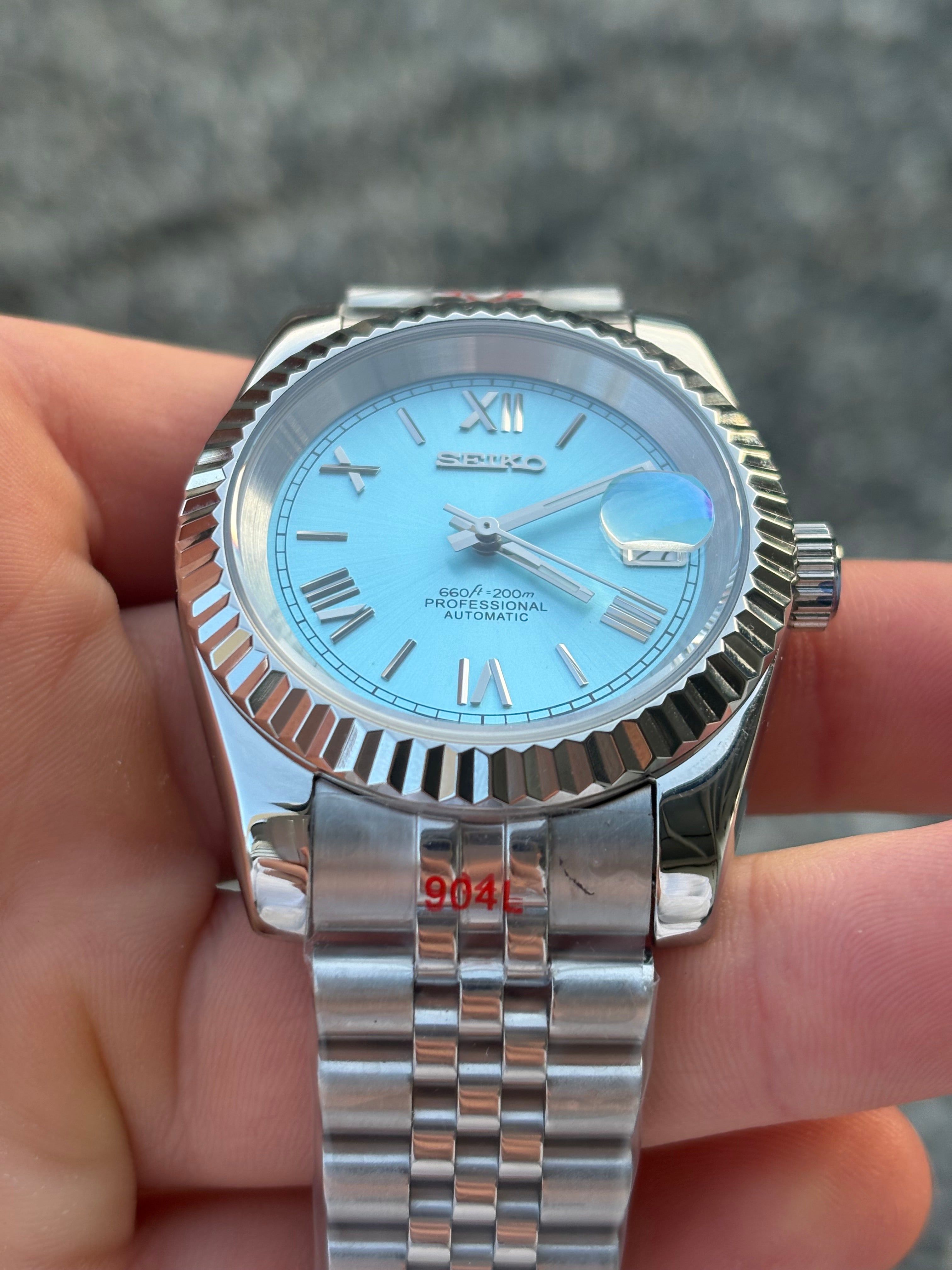 Seikojust - Baby Blue Roman