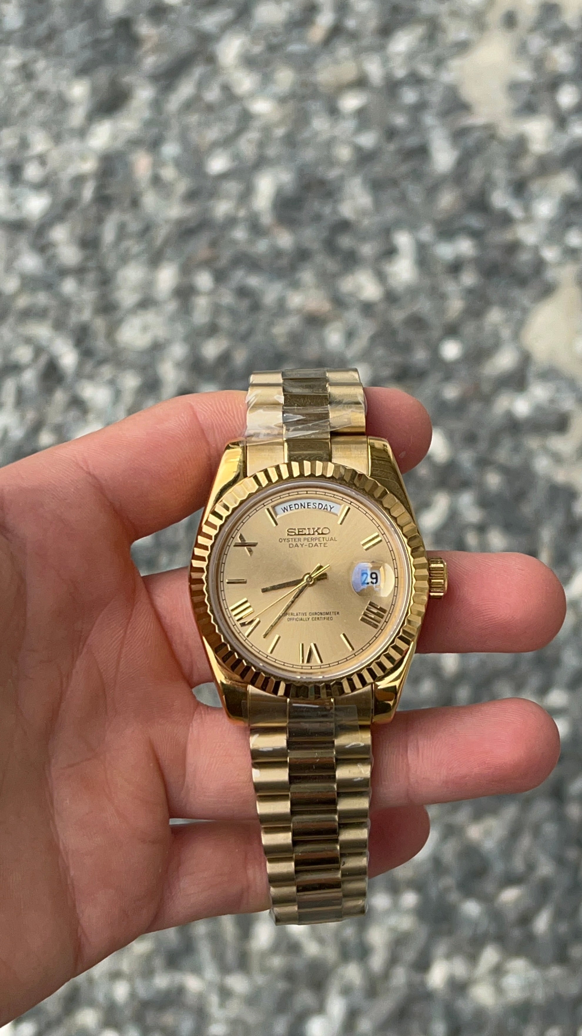 Day - Gold 36mm (Outlet) 1-3 dagers levering