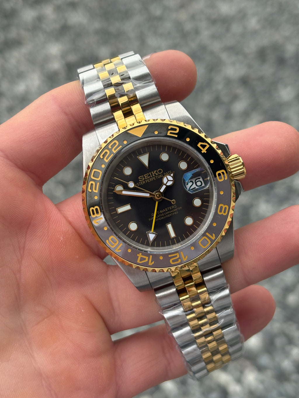 GMT - Duotone Black